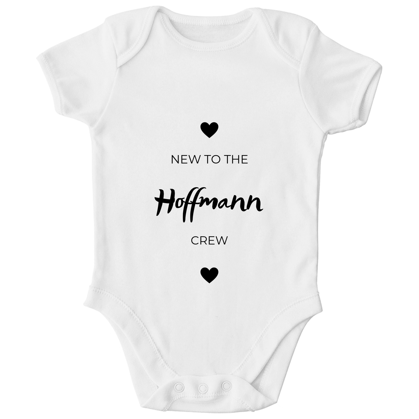Personalisierter „Neu in der Crew“ Baby Body – Individueller Familienname Strampler