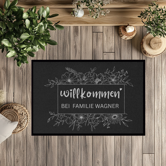 Personalisierte Wildblumen Fußmatte – Willkommen Matte mit Familienname & Gummirand